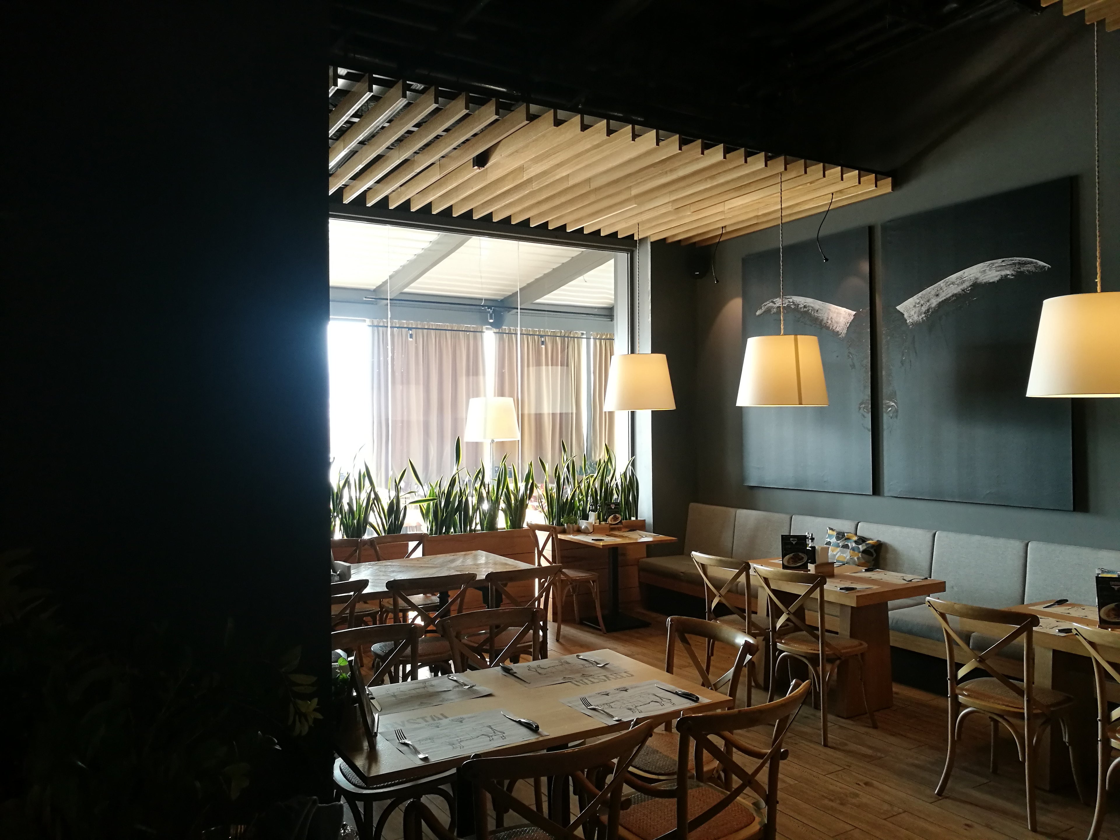 Ресторант Crystal Steak Ring Mall